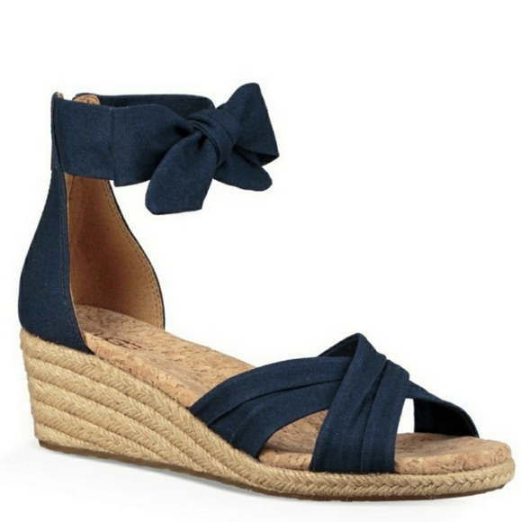 ugg bow wedges
